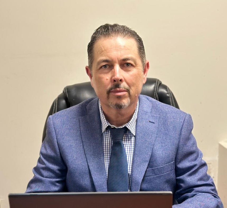 RMC LIC VICTOR FERNANDO OCHOA VALENZUELA